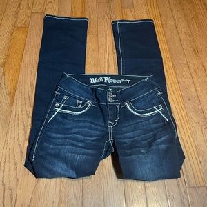 wallflower curvy jeans